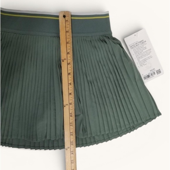 Lululemon Varsity High Rise Pleated Tennis Skirt Tipping Stripe Sz 0 NWT - Picture 8 of 13